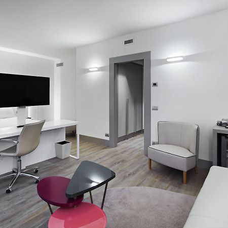 Nh Milano Congress Centre Hotel Assago Exterior photo