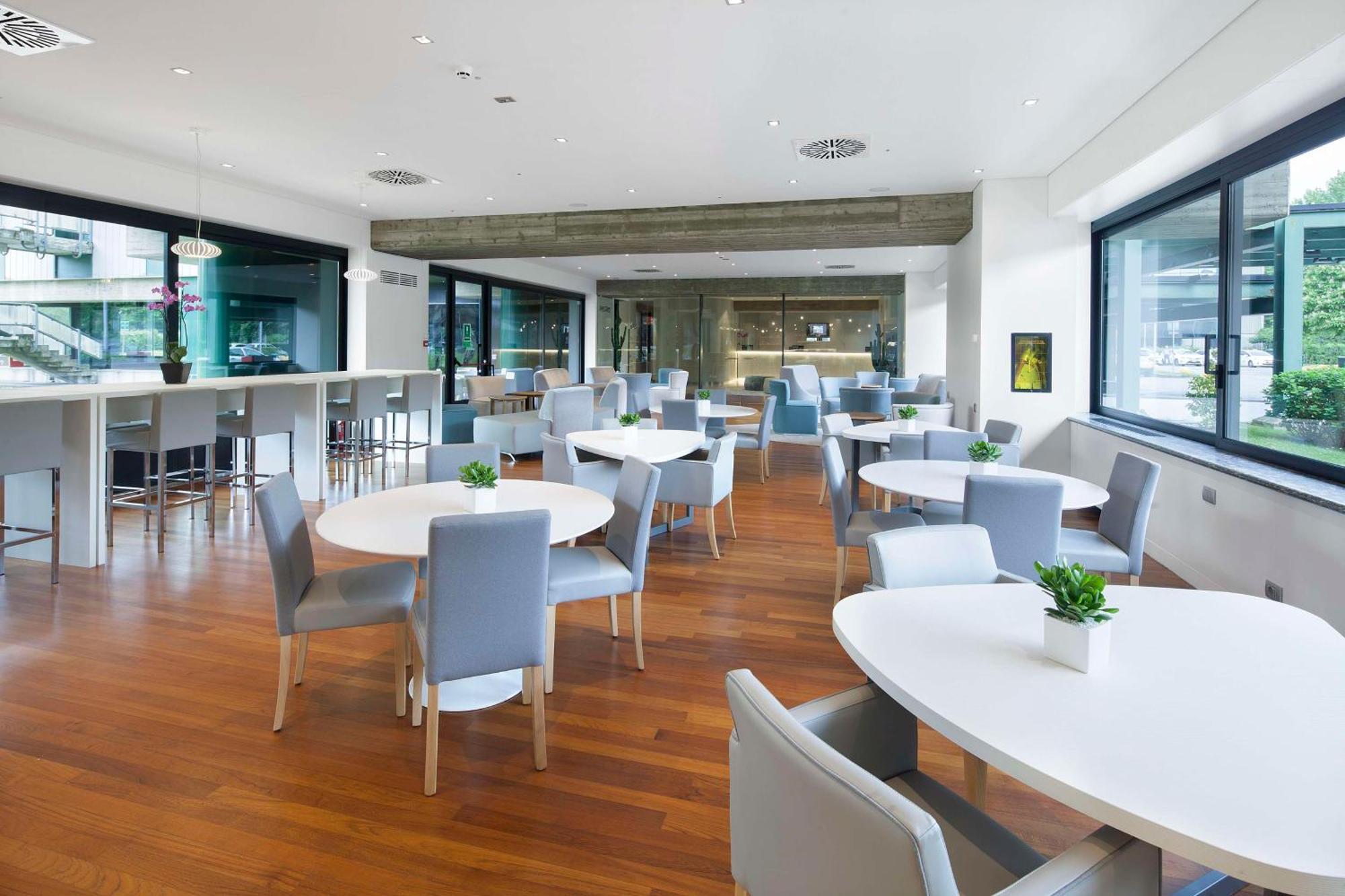 Nh Milano Congress Centre Hotel Assago Exterior photo